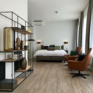 Kamer met een King Size Bed